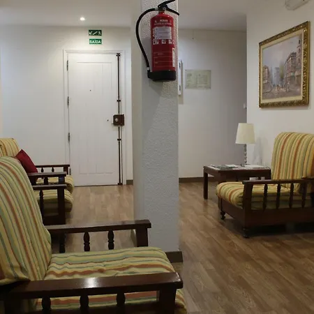 Mafra Guest House 3*